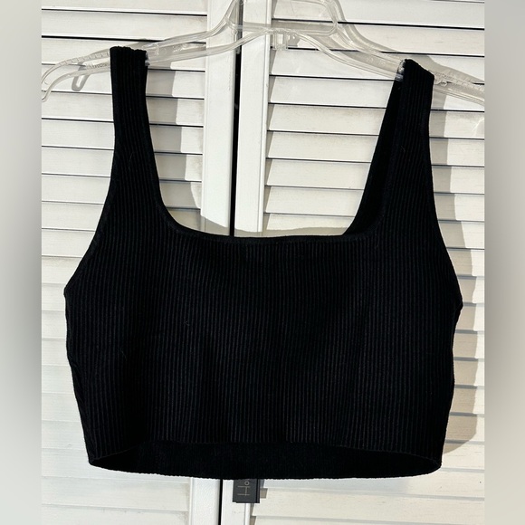 House of Harlow 1960 Black Knit Cropped Tank NWT  Size XL - Picture 2 of 6